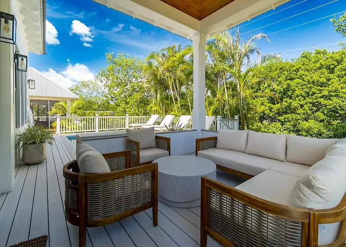 Casa Tamara And Mistico Club Boat Shuttle